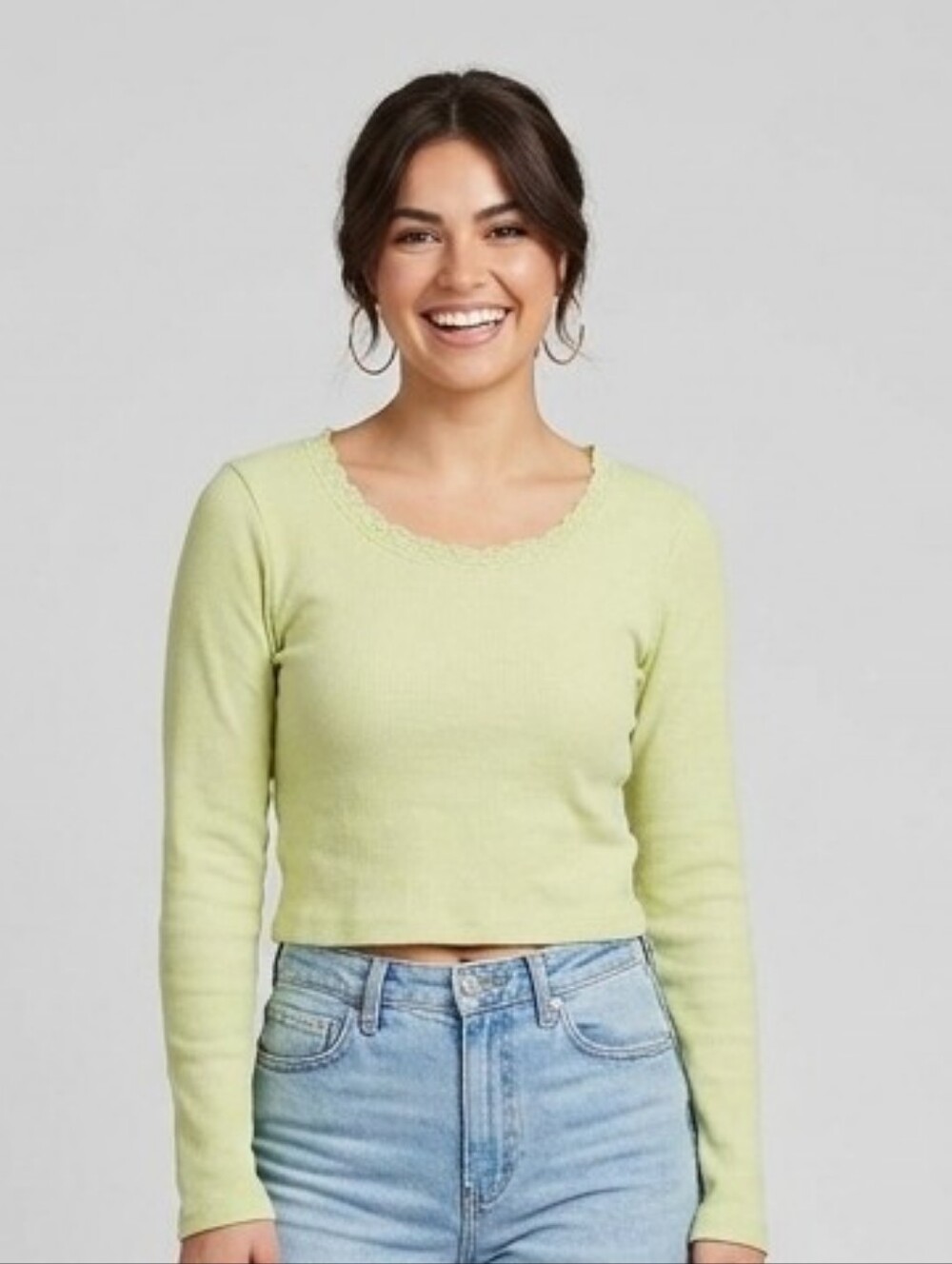 American Eagle Outfitters Light Green Long Sleeve Scoop Neck Tee